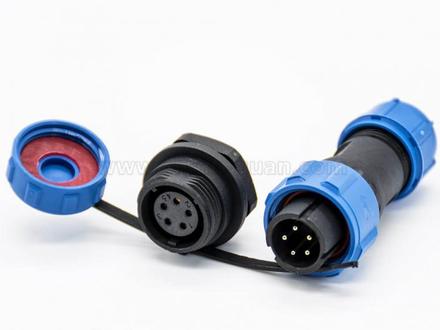 RF cable assembly, waterproof