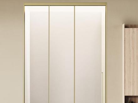 Shower enclosure